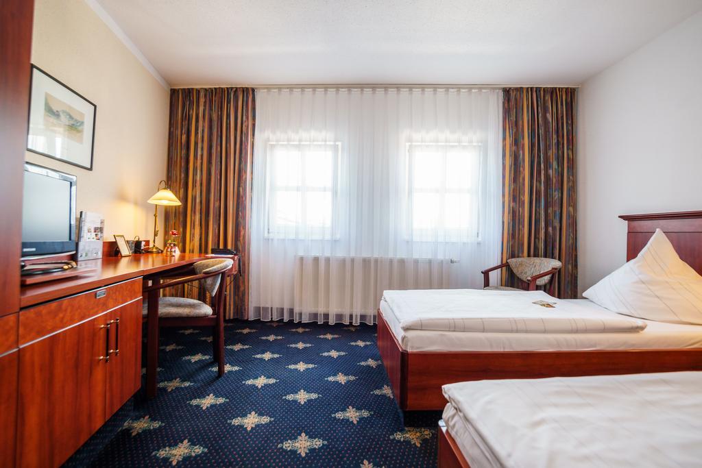 Hotel Wilder Mann Annaberg-Buchholz Exterior foto